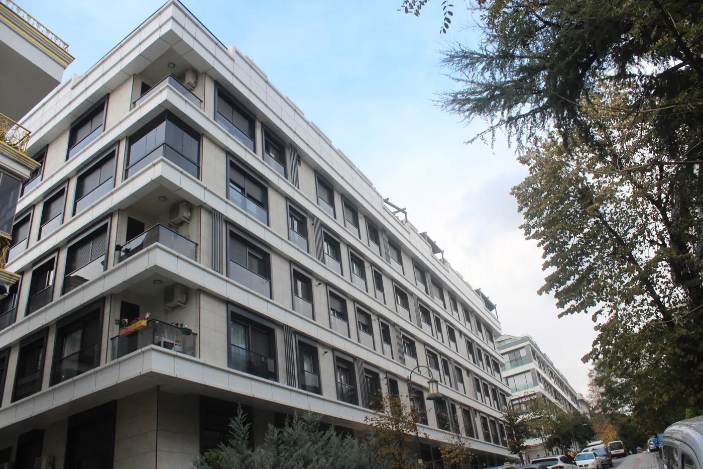 Saray Apartmanı